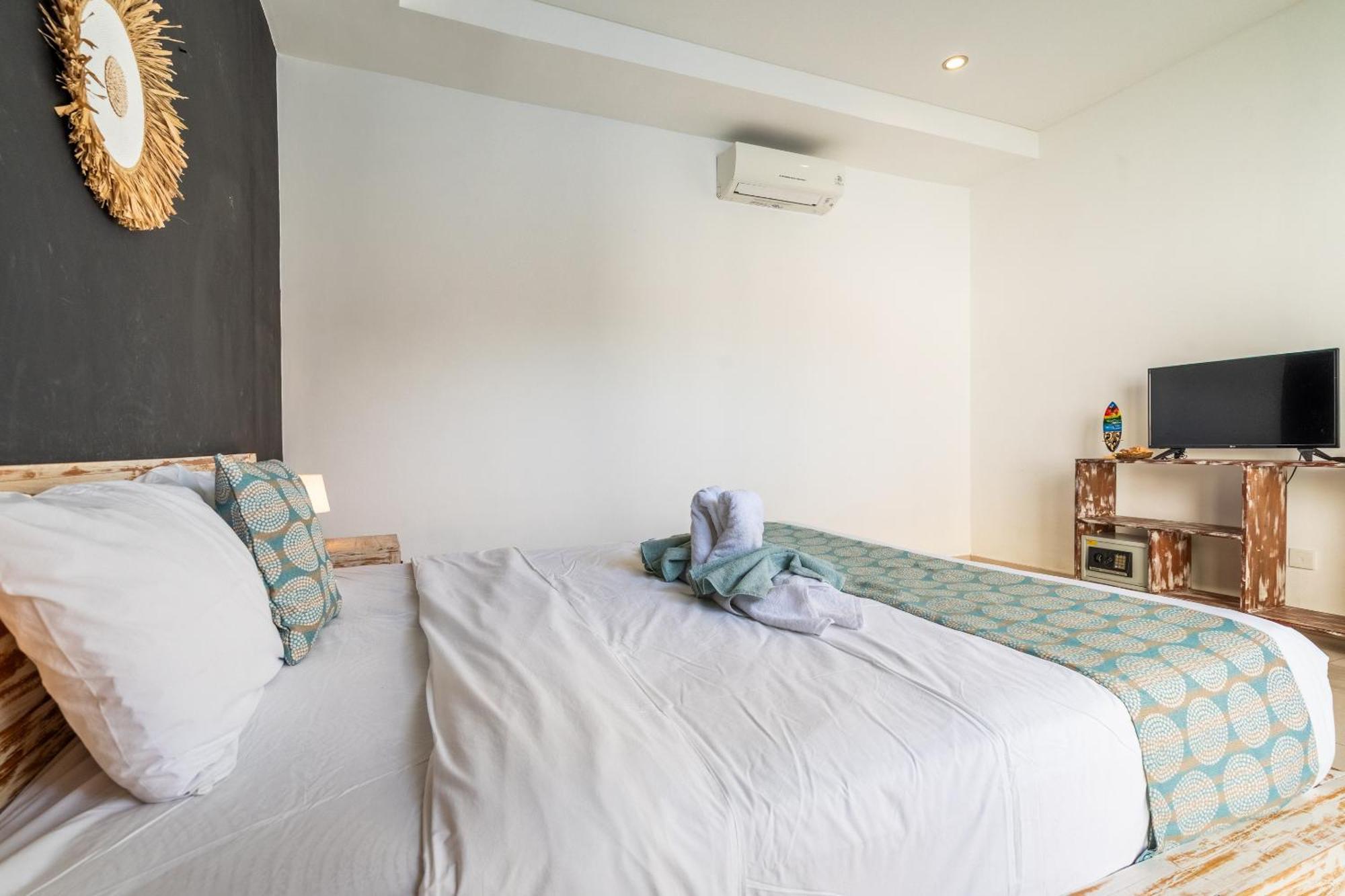 4-Bedroom Pool Villa Near Seminyak Center Екстериор снимка