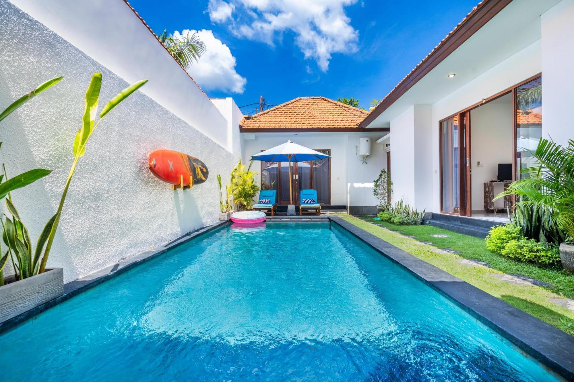 4-Bedroom Pool Villa Near Seminyak Center Екстериор снимка