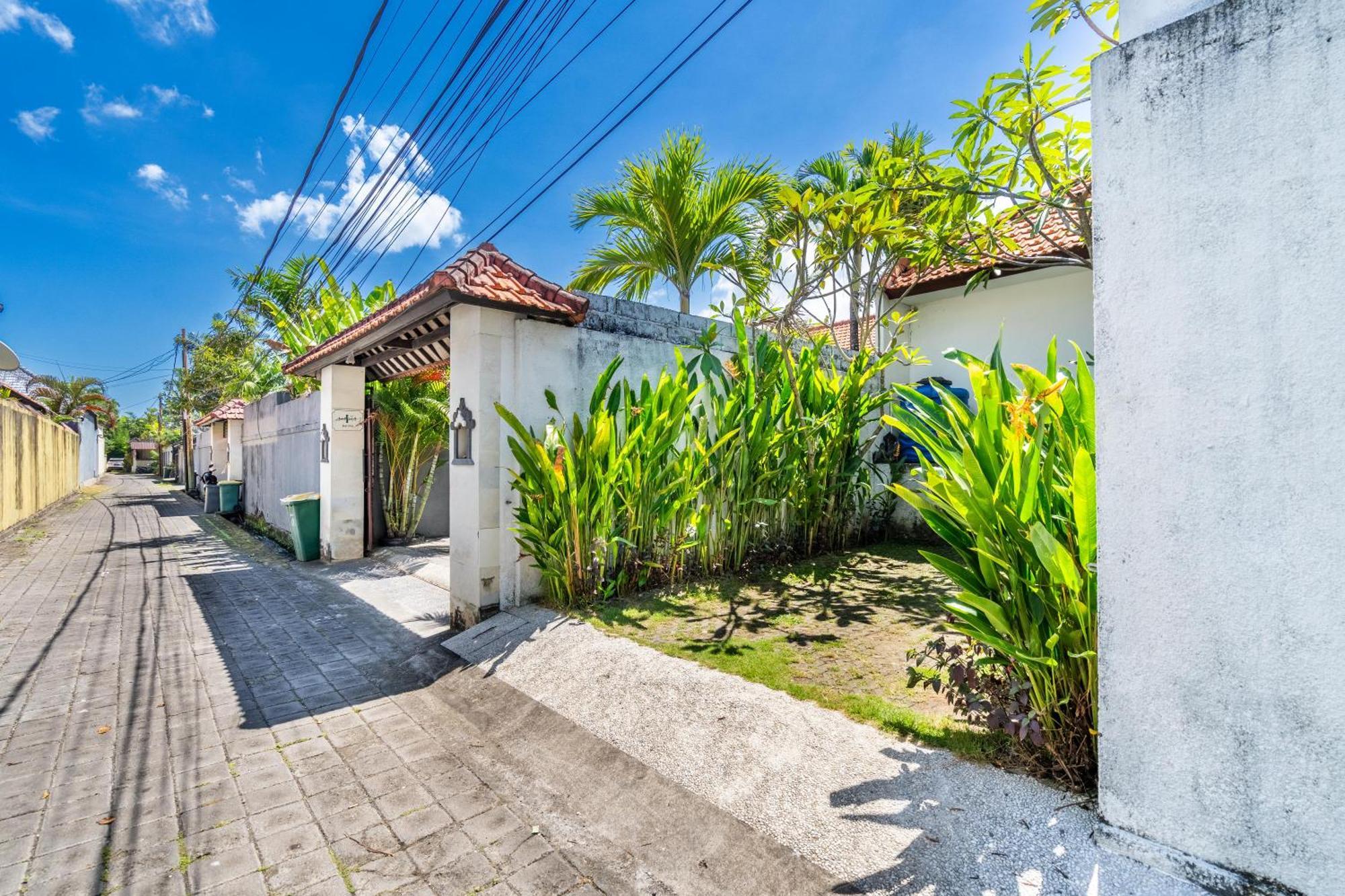 4-Bedroom Pool Villa Near Seminyak Center Екстериор снимка